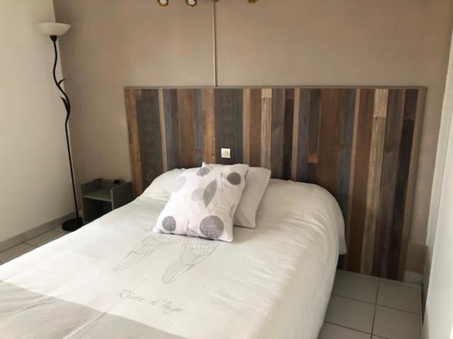 Logis Hotel Le Clos Saint Loup Bram Zewnętrze zdjęcie
